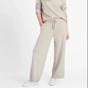 Banana Republic Wide Leg Cropped Sweatpants